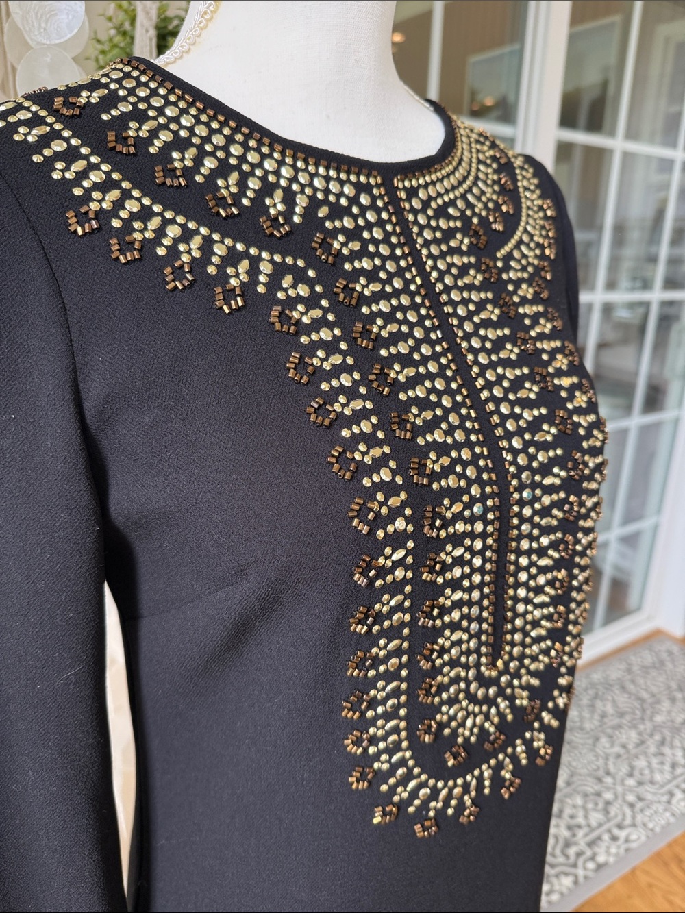 Trina Turk Womens Black Beaded Long Sleeve Shift Dress 0 Gold Detailing - Picture 3 of 13